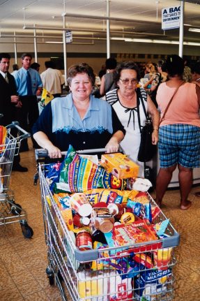 ALDI Bankstown Airport grand opening - January 2001 (2)