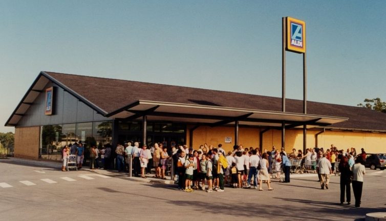 ALDI Arndell Park Grand Opening - 2001